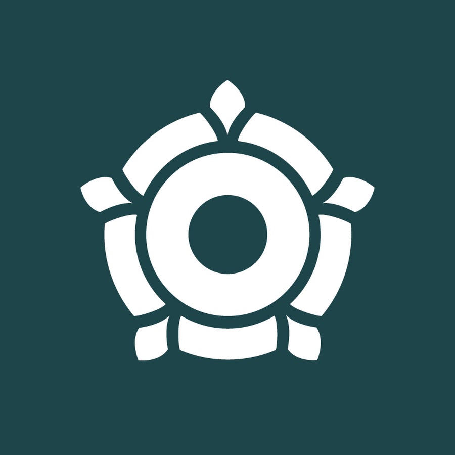 Regent's University London Logo